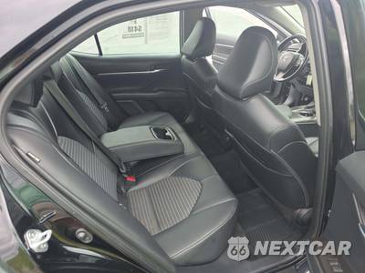 2023 Toyota Camry SE - zdjęcie 13 z 20 - miniatura