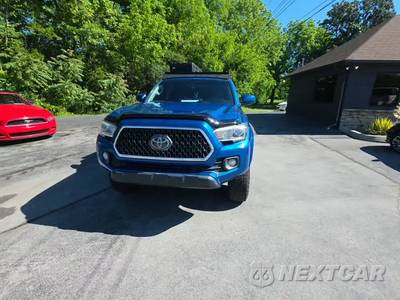 2018 Toyota Tacoma SR5 Crew Cab Medium Bed - zdjęcie 2 z 29 - miniatura