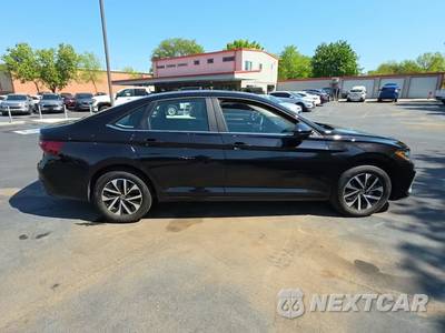 2025 Volkswagen Jetta S - zdjęcie 4 z 30 - miniatura