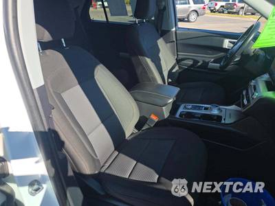 2022 Ford Explorer XLT - zdjęcie 16 z 19 - miniatura