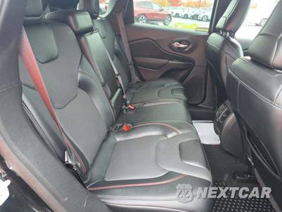 2022 Jeep Cherokee Trailhawk - zdjęcie 13 z 18 - miniatura