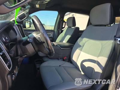 2021 Ram 1500 Big Horn Crew Cab Short Bed - zdjęcie 3 z 20 - miniatura