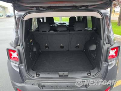 2023 Jeep Renegade Altitude - zdjęcie 11 z 20 - miniatura