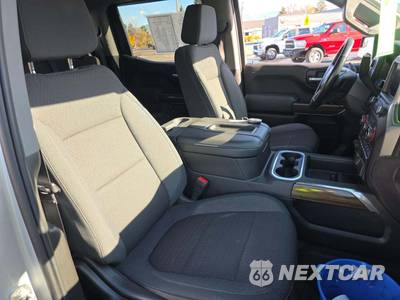 2020 Chevrolet Silverado 1500 RST Crew Cab Short Bed 1SP - zdjęcie 15 z 24 - miniatura