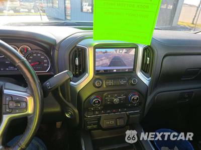 2020 Chevrolet Silverado 1500 RST Crew Cab Short Bed 1SP - zdjęcie 7 z 24 - miniatura