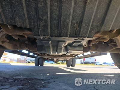 2021 Chevrolet Silverado 3500HD LT Crew Cab Long Bed DRW - zdjęcie 17 z 21 - miniatura