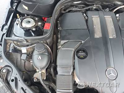 2015 Mercedes-Benz E 400 Sedan - zdjęcie 19 z 19 - miniatura