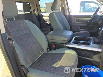 2018 Ram 3500 Big Horn Crew Cab Long Bed - zdjęcie 18 z 25 - miniatura