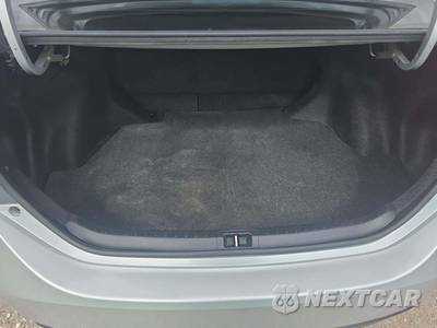2017 Toyota Corolla LE Sedan - zdjęcie 14 z 26 - miniatura