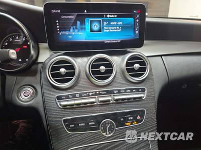2020 Mercedes-Benz C 300 Sedan - zdjęcie 10 z 29 - miniatura