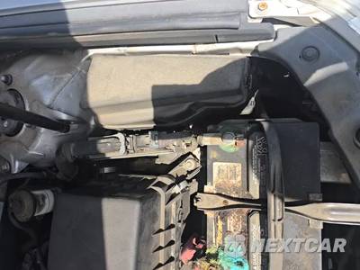 2012 Toyota Camry LE - zdjęcie 28 z 30 - miniatura