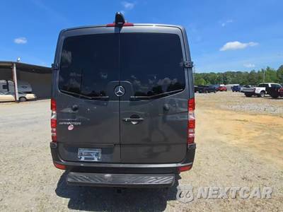 2015 Mercedes-Benz Sprinter 2500 Passenger Van Standard Roof 144.3" WB - zdjęcie 4 z 26 - miniatura