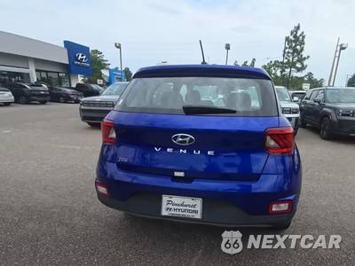 2025 Hyundai Venue SEL - zdjęcie 4 z 23 - miniatura
