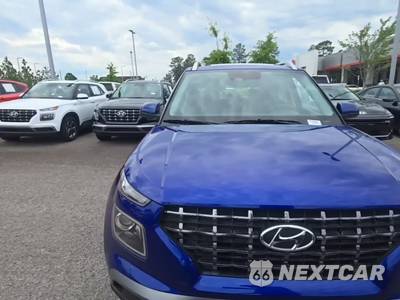 2025 Hyundai Venue SEL - zdjęcie 2 z 23 - miniatura