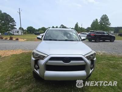 2018 Toyota 4Runner SR5 - zdjęcie 2 z 25 - miniatura