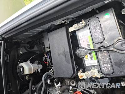 2018 Toyota 4Runner SR5 - zdjęcie 24 z 25 - miniatura