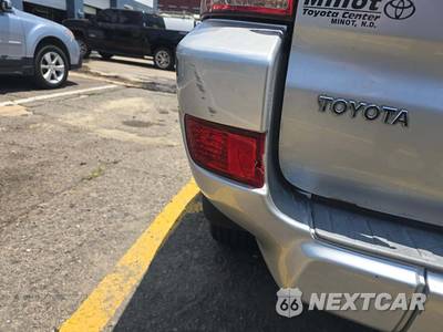 2004 Toyota 4Runner Sport - zdjęcie 26 z 31 - miniatura