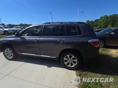 2013 Toyota Highlander SE - zdjęcie 3 z 36 - miniatura