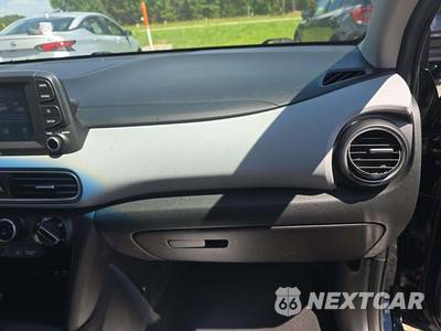 2021 Hyundai Kona SE - zdjęcie 16 z 19 - miniatura