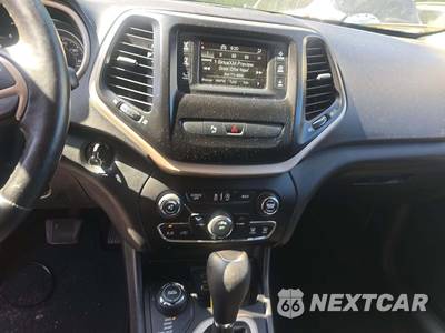 2017 Jeep Cherokee Latitude - zdjęcie 7 z 25 - miniatura