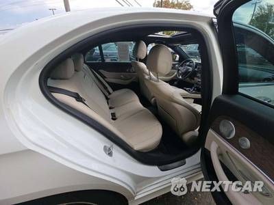 2017 Mercedes-Benz E 300 Sport 4MATIC Sedan - zdjęcie 16 z 20 - miniatura