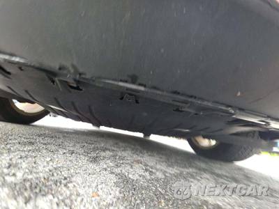 2014 Volkswagen Golf 2.0L TDI - zdjęcie 20 z 32 - miniatura