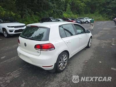 2014 Volkswagen Golf 2.0L TDI - zdjęcie 3 z 32 - miniatura