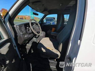2011 Chevrolet Express 2500 Cargo Van 1WT 135.0" WB - zdjęcie 6 z 34 - miniatura