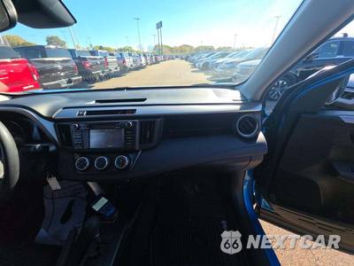 2018 Toyota RAV4 LE - zdjęcie 19 z 22 - miniatura