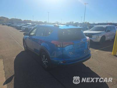 2018 Toyota RAV4 LE - zdjęcie 2 z 22 - miniatura