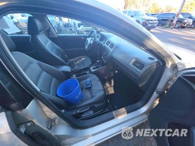 2011 Volkswagen Jetta Sedan SE w/Convenience & Sunroof - zdjęcie 18 z 30 - miniatura