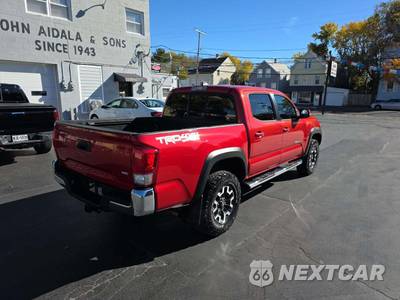 2016 Toyota Tacoma TRD Off-Road Crew Cab Medium Bed - zdjęcie 3 z 24 - miniatura