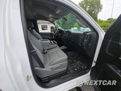 2019 Chevrolet SILVERADO MEDIUM DUTY Base - zdjęcie 17 z 23 - miniatura