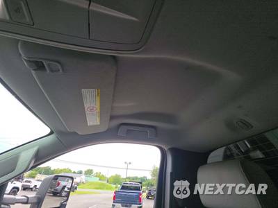 2019 Chevrolet SILVERADO MEDIUM DUTY Base - zdjęcie 11 z 23 - miniatura