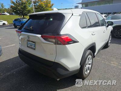 2025 Toyota RAV4 LE - zdjęcie 3 z 22 - miniatura