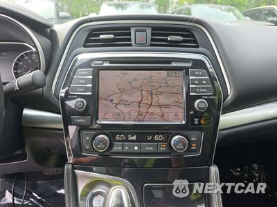 2019 Nissan Maxima SL - zdjęcie 10 z 24 - miniatura
