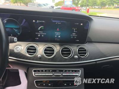 2023 Mercedes-Benz E 350 4MATIC Sedan - zdjęcie 10 z 23 - miniatura