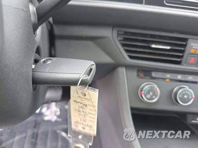 2024 Volkswagen Jetta S - zdjęcie 8 z 22 - miniatura