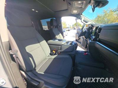 2024 Chevrolet Silverado 1500 LT Trail Boss Crew Cab Short Bed 2LT - zdjęcie 18 z 22 - miniatura