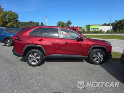 2025 Toyota RAV4 XLE - zdjęcie 4 z 21 - miniatura