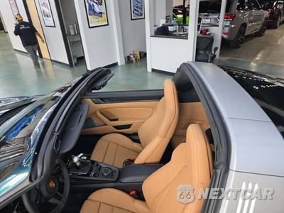 2024 Porsche 911 Targa 4 GTS - zdjęcie 11 z 19 - miniatura