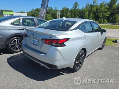 2025 Nissan Versa SR - zdjęcie 3 z 20 - miniatura