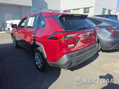 2024 Toyota RAV4 LE - zdjęcie 2 z 22 - miniatura