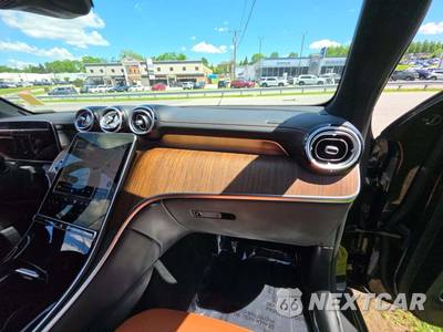 2025 Mercedes-Benz GLC 300 4MATIC - zdjęcie 19 z 20 - miniatura