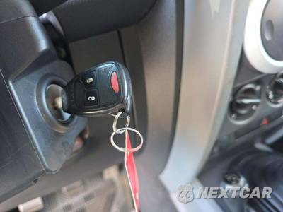 2008 Jeep Wrangler Unlimited Sahara - zdjęcie 8 z 25 - miniatura
