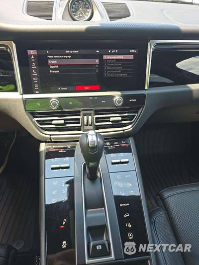 2023 Porsche Macan T - zdjęcie 9 z 20 - miniatura