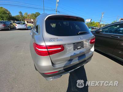 2019 Mercedes-Benz GLC 300 4MATIC - zdjęcie 2 z 23 - miniatura