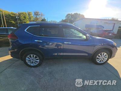 2018 Nissan Rogue SV - zdjęcie 4 z 22 - miniatura