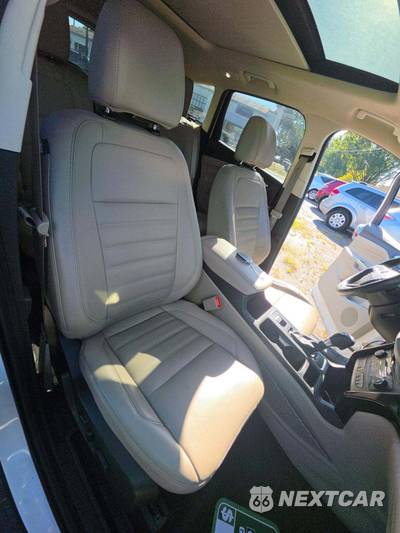 2017 Ford Escape Titanium - zdjęcie 17 z 21 - miniatura