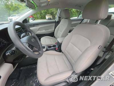 2017 Hyundai Elantra SE Sedan - zdjęcie 6 z 23 - miniatura